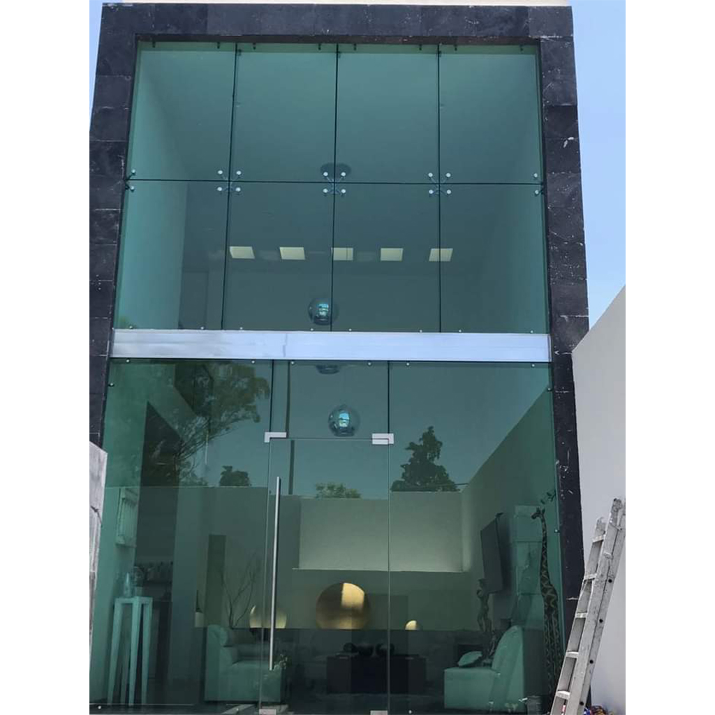 Alfred Ventanas 14