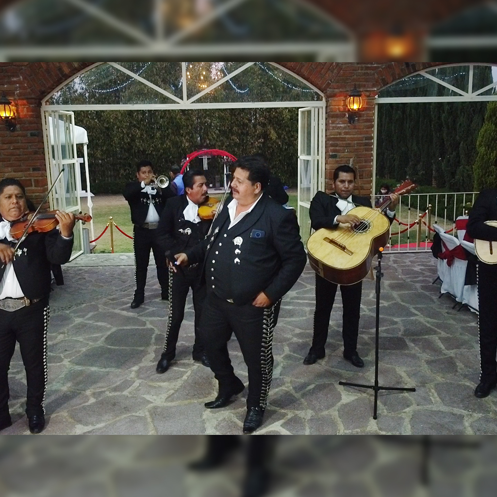 GRUPOS MUSICALES HACIENDA STA HELENA (4)