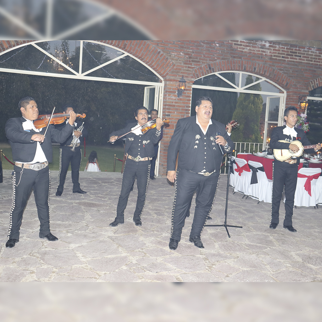 GRUPOS MUSICALES HACIENDA STA HELENA (6)