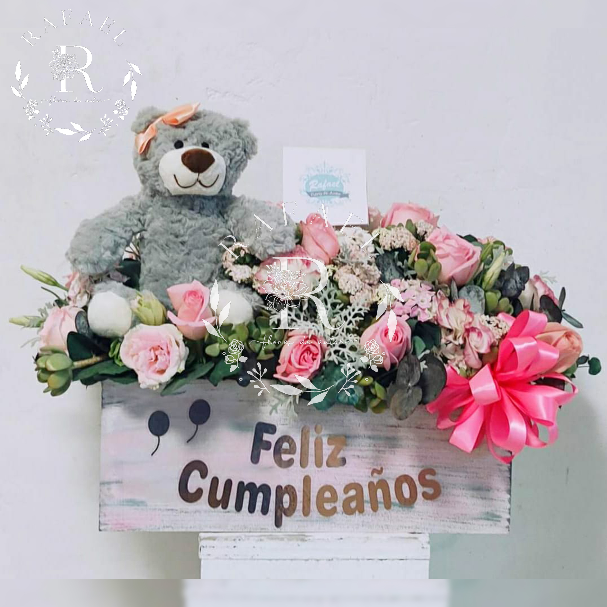 ARREGLOS NACIMIENTO NIÑA FLORERIA RAFAEL (10)